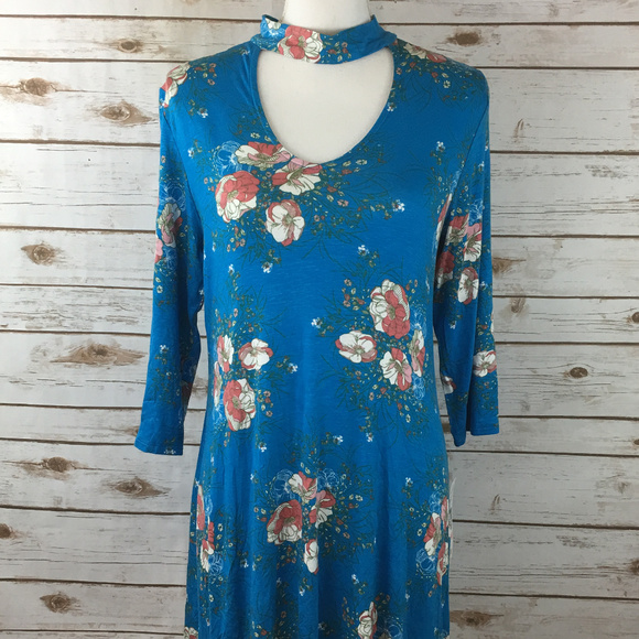 Madison Leigh Dresses & Skirts - Madison Leigh 3/4 Sleeve Knee Length Shift Dress